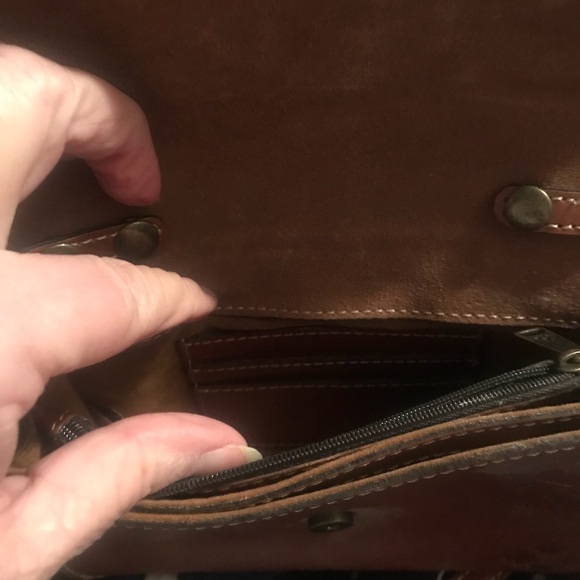 Crossbody - Picture 6 of 6